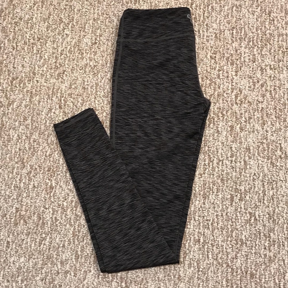 TNA leggings